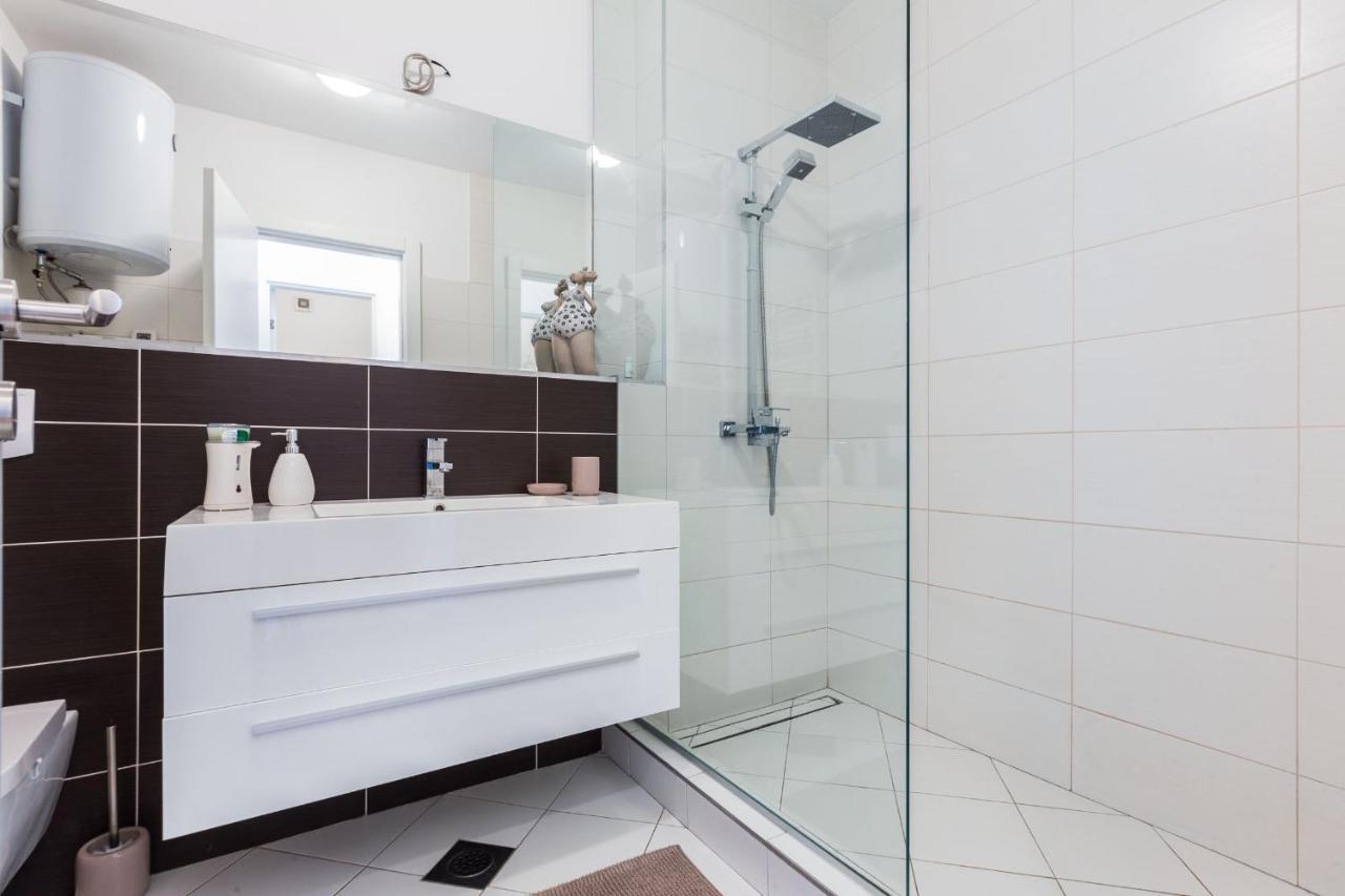 Hoplite 2Br Apartment With Free Parking Zadar Ngoại thất bức ảnh